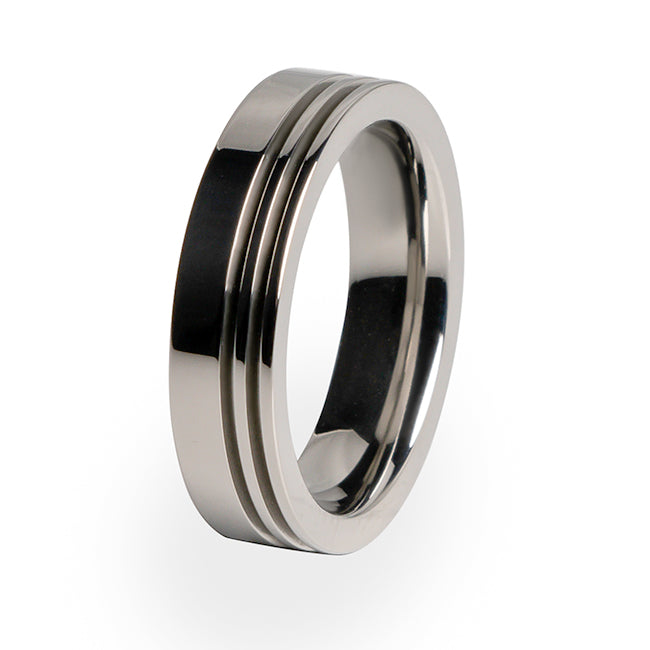 Titanium ring with double plum offers purple grooves